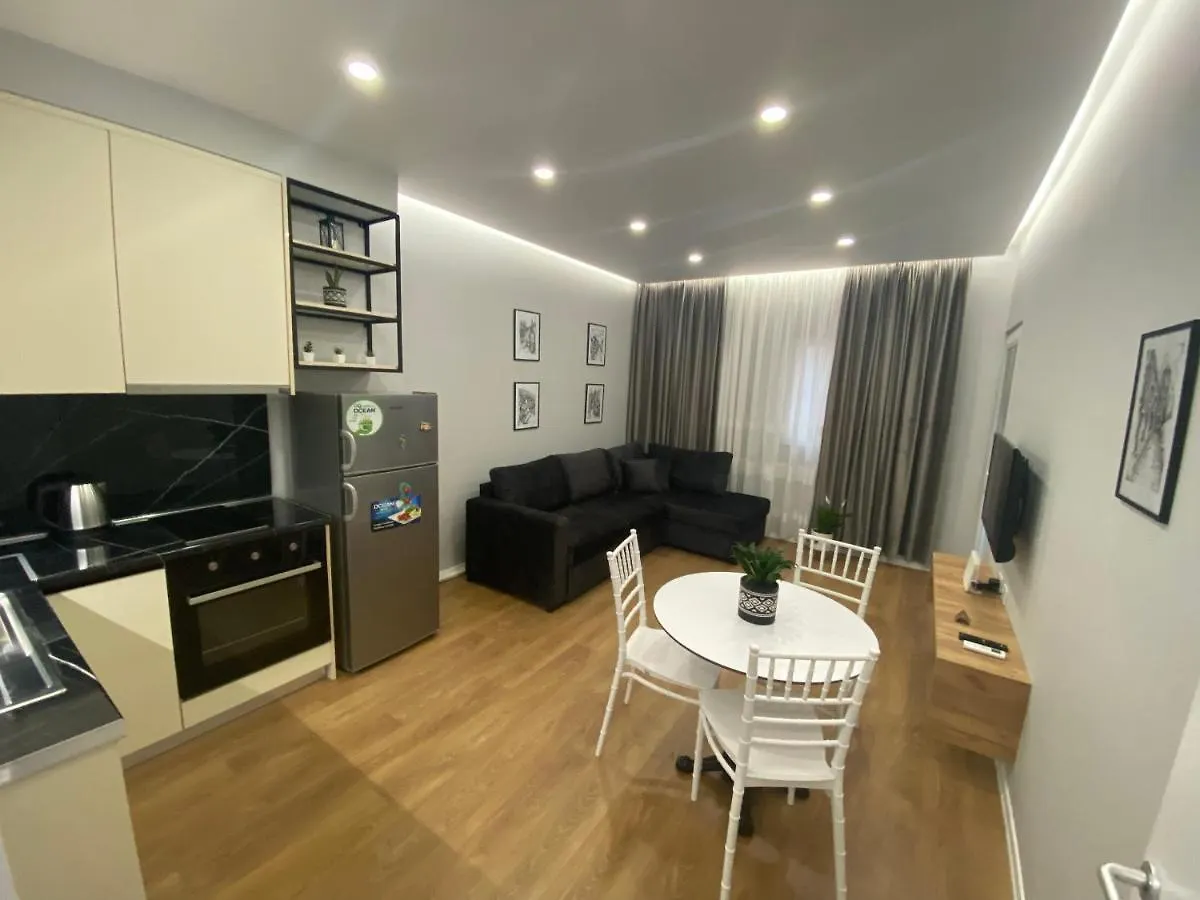 Franci'S Apartment No2 Тирана