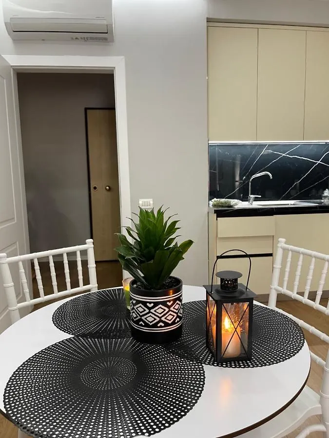 Franci'S Apartment No2 Тирана 0*,  Албания