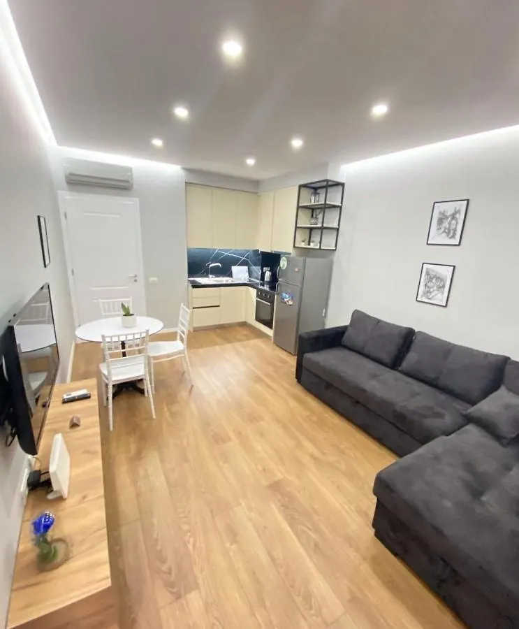 Franci'S Apartment No2 Тирана 0*,  Албания